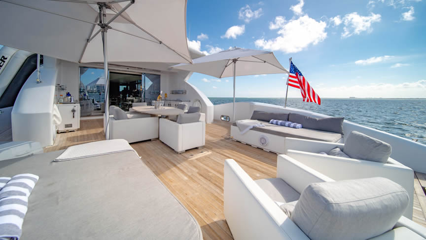 120 Mega Yacht - Miami yacht rental