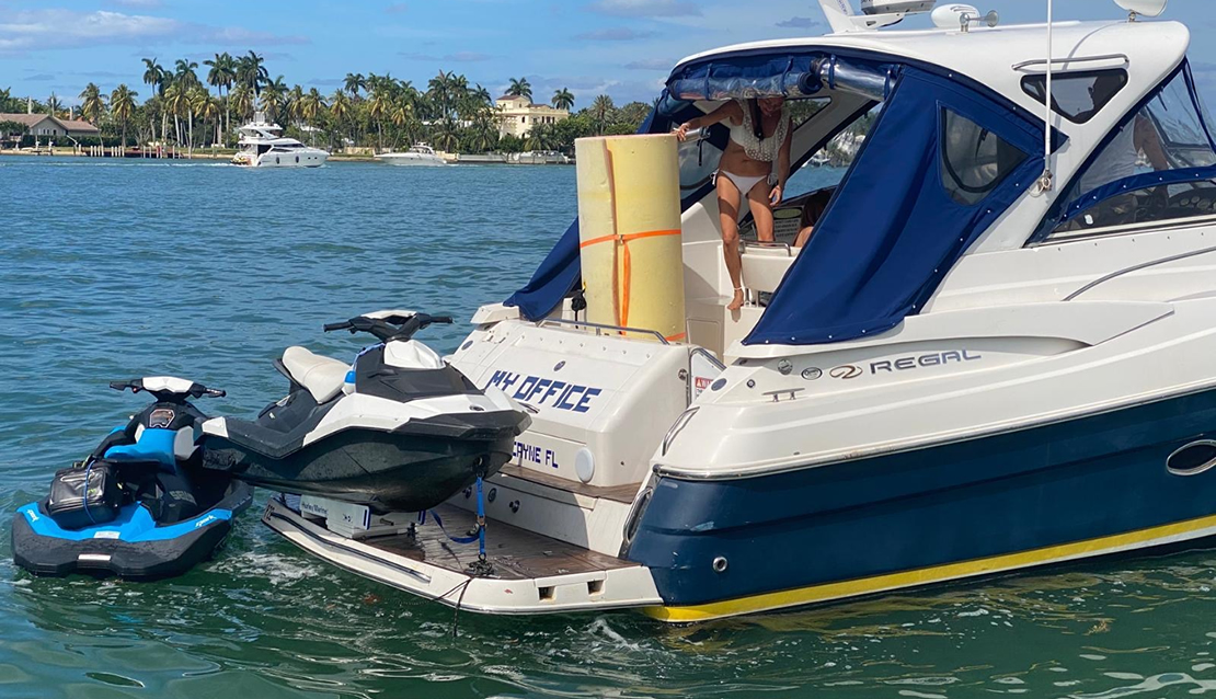 41  Regal - Miami yacht rental