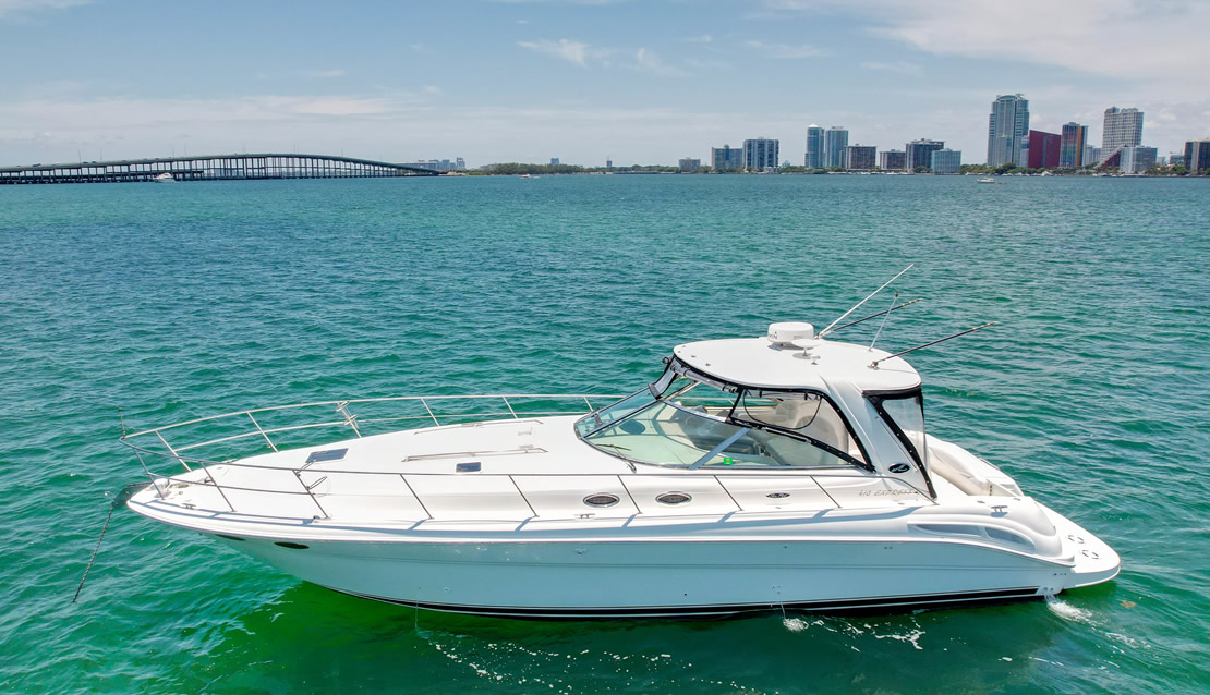 42 Sea Ray Bayside - Miami yacht rental