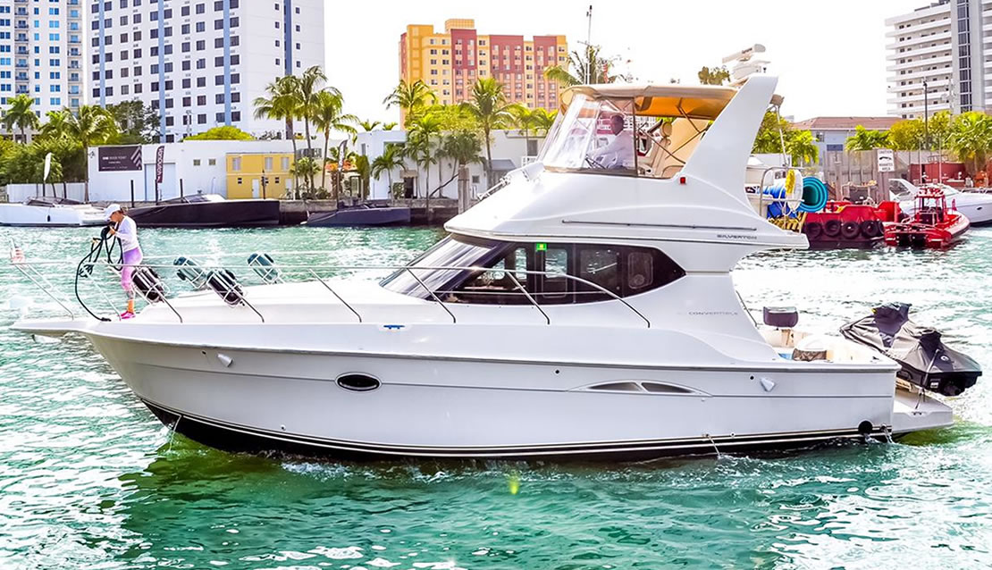 42 Silverstone - Miami yacht rental