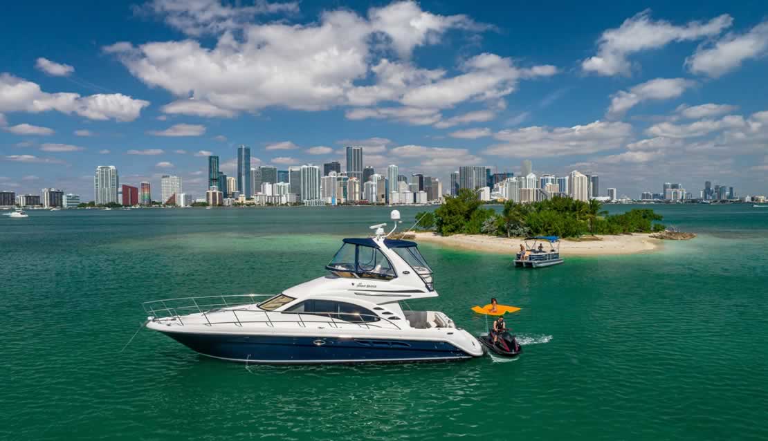 48 Sea Ray Flybridge - Miami yacht rental