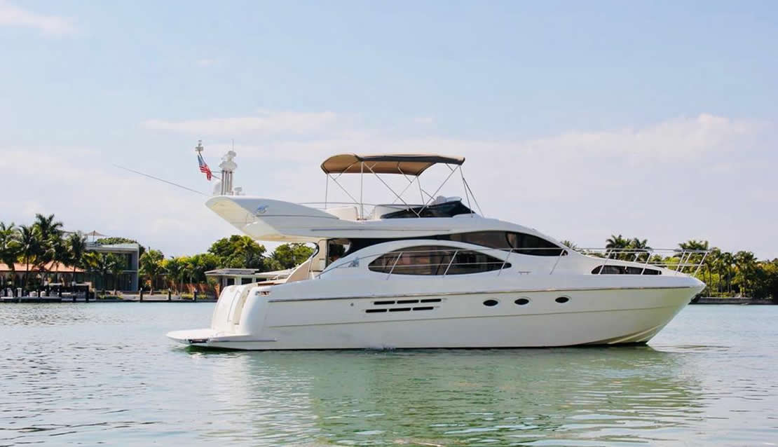 49 Azimut Flybridge - Miami yacht rental