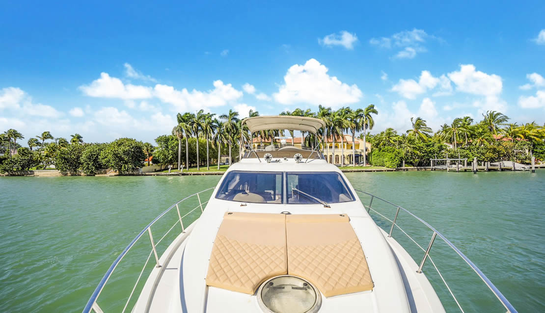 49 Azimut Flybridge - Miami yacht rental