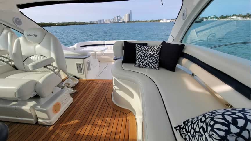 50 Sea Ray Sundancer - Miami yacht rental