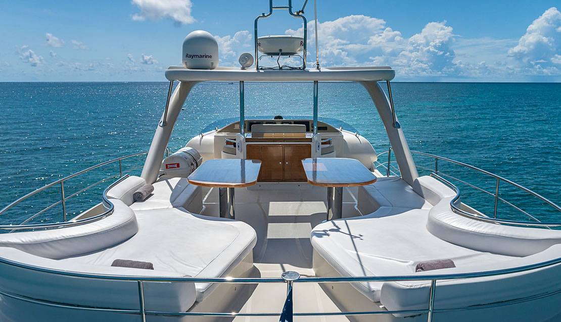 62 Power Catn - Miami yacht rental