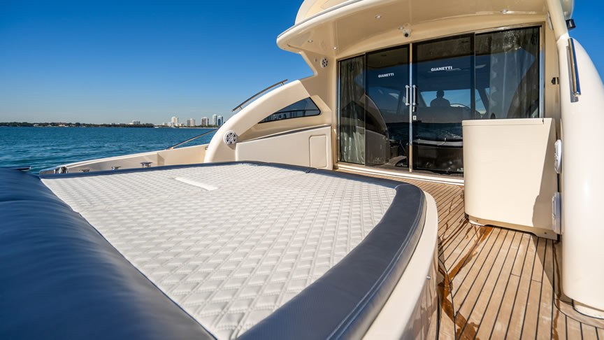 70 Gianetti Sport Custom - Miami yacht rental