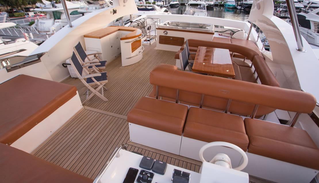 86 Aicon - Miami yacht rental