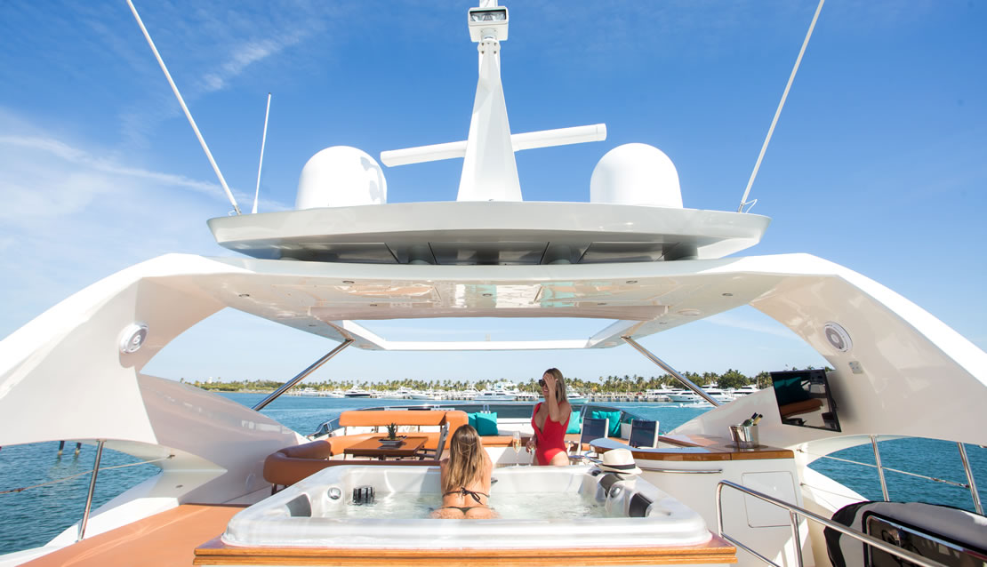 86 Aicon - Miami yacht rental