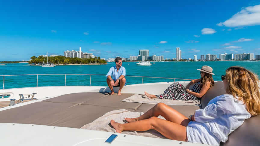 90 Leopard Sport - Miami yacht rental
