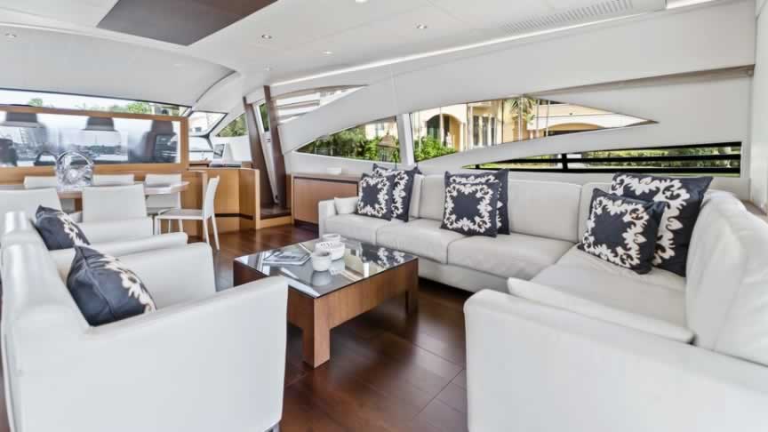 94 Pershing Custom - Miami yacht rental