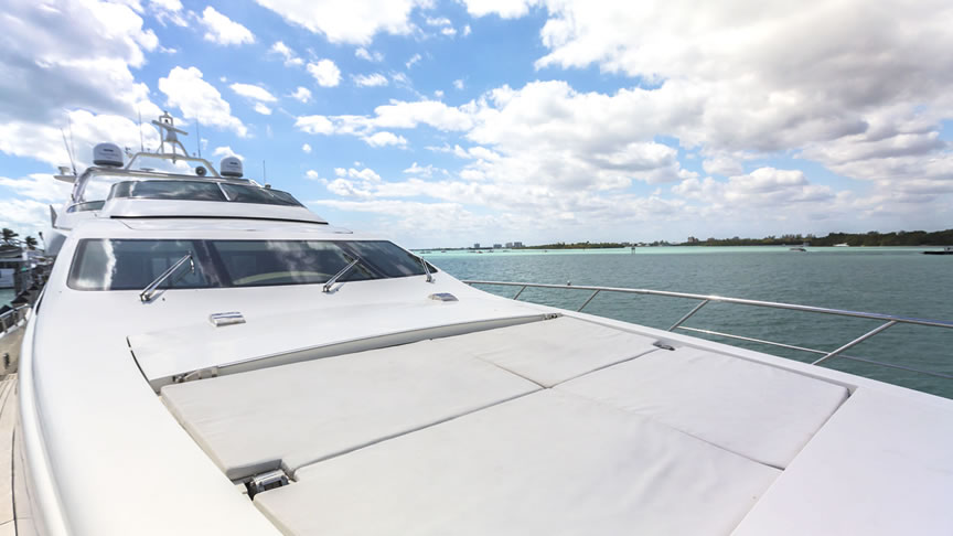 98 Azimut Jetski - Miami yacht rental