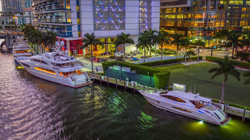 75 Lazzara Sport - Miami yacht rental